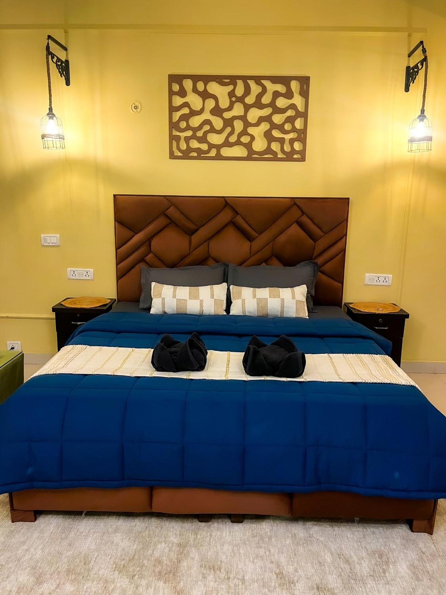 Atharva's Homestay, Nehru Enclave *