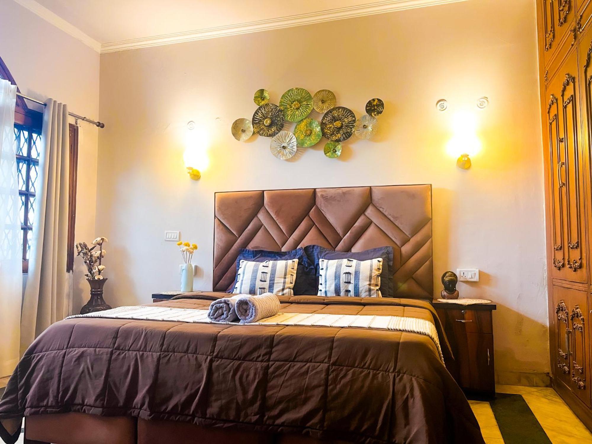Hostel Atharva's Homestay, Nehru Enclave New Delhi